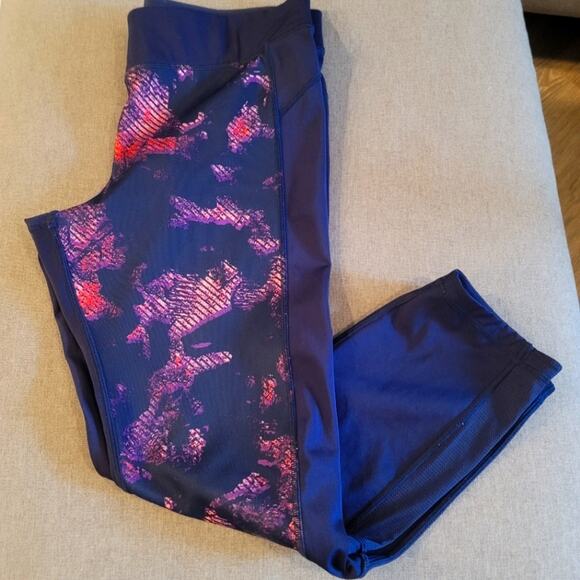 Under Armour High Rise Leggings - Picture 1 of 2